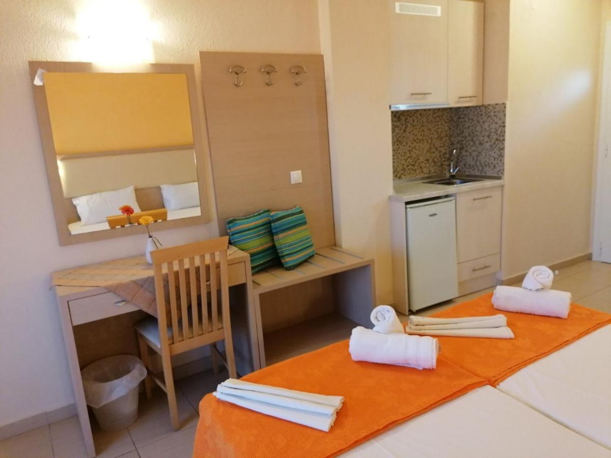 Decauville Hotel Γερακινή Εξωτερικό φωτογραφία