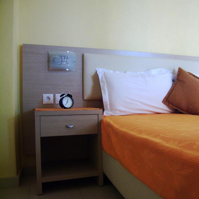 Decauville Hotel Γερακινή Δωμάτιο φωτογραφία